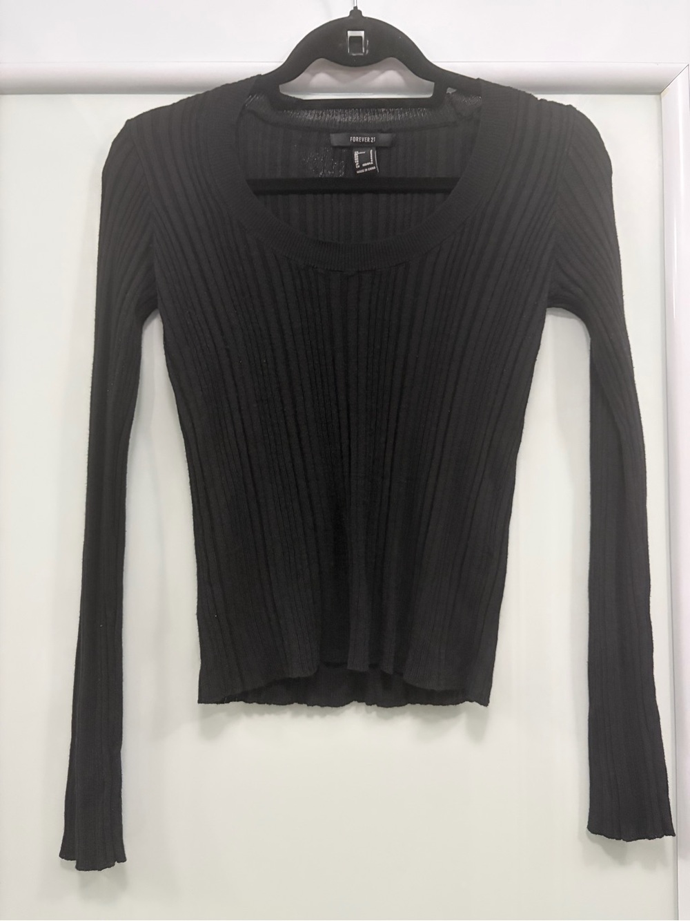 Forever 21 Black Ribbed Scoop-Neck Long Sleeve Top